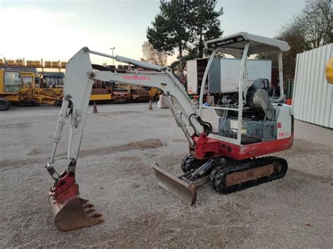 takeuchi tb016 depth